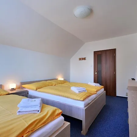 Neubauer Guest house *