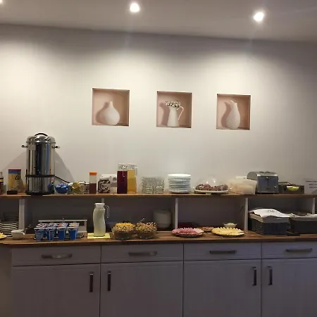 Neubauer Guest house *